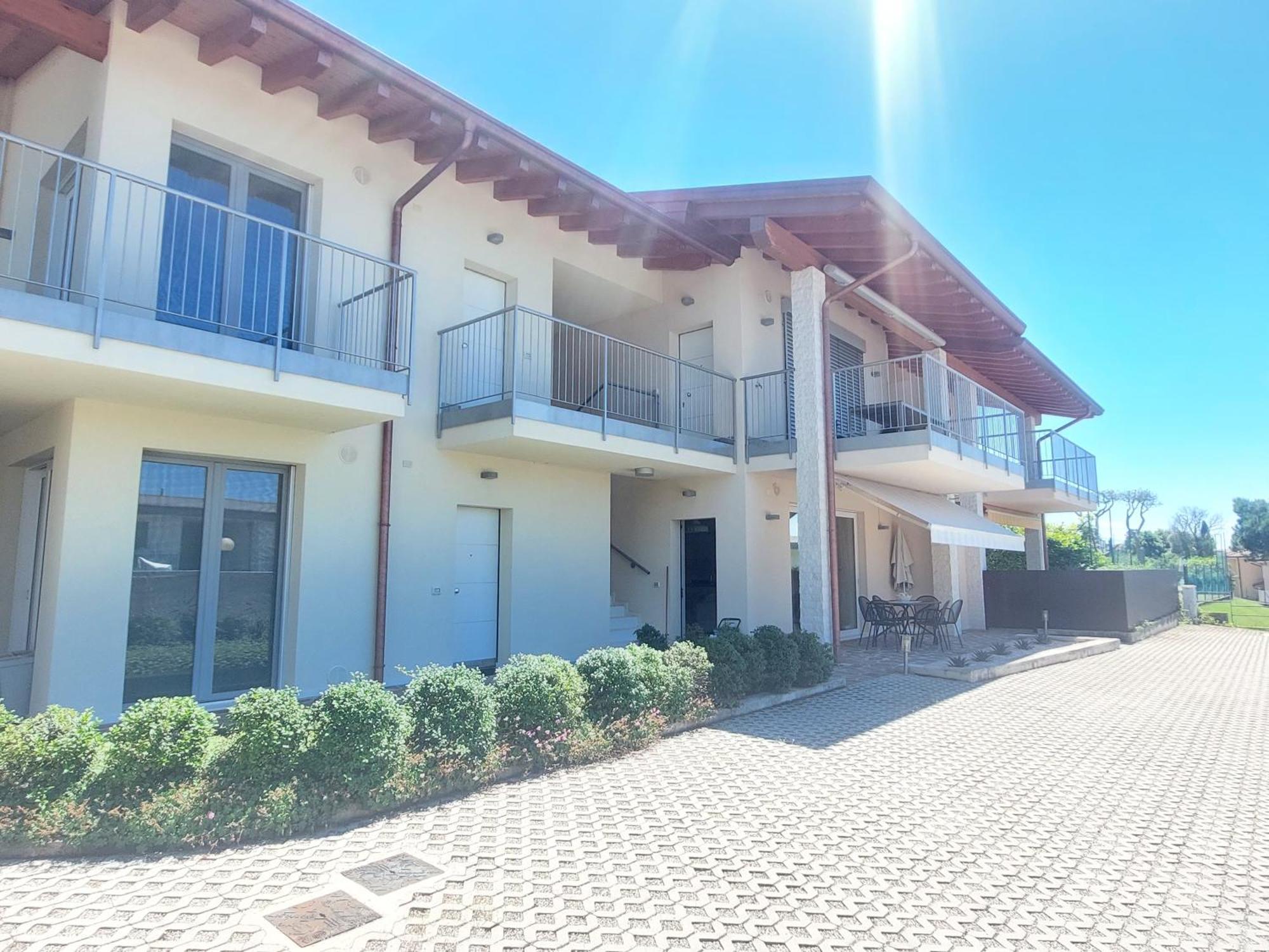 Apartment Brezza Di Lago - Regarda Travel Λατζίζε Εξωτερικό φωτογραφία
