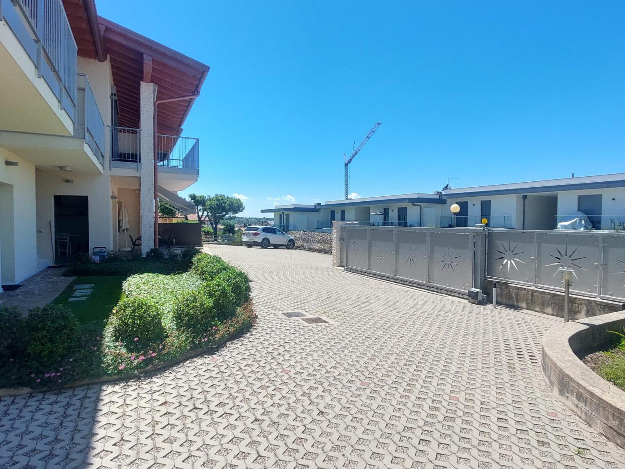 Apartment Brezza Di Lago - Regarda Travel Λατζίζε Εξωτερικό φωτογραφία